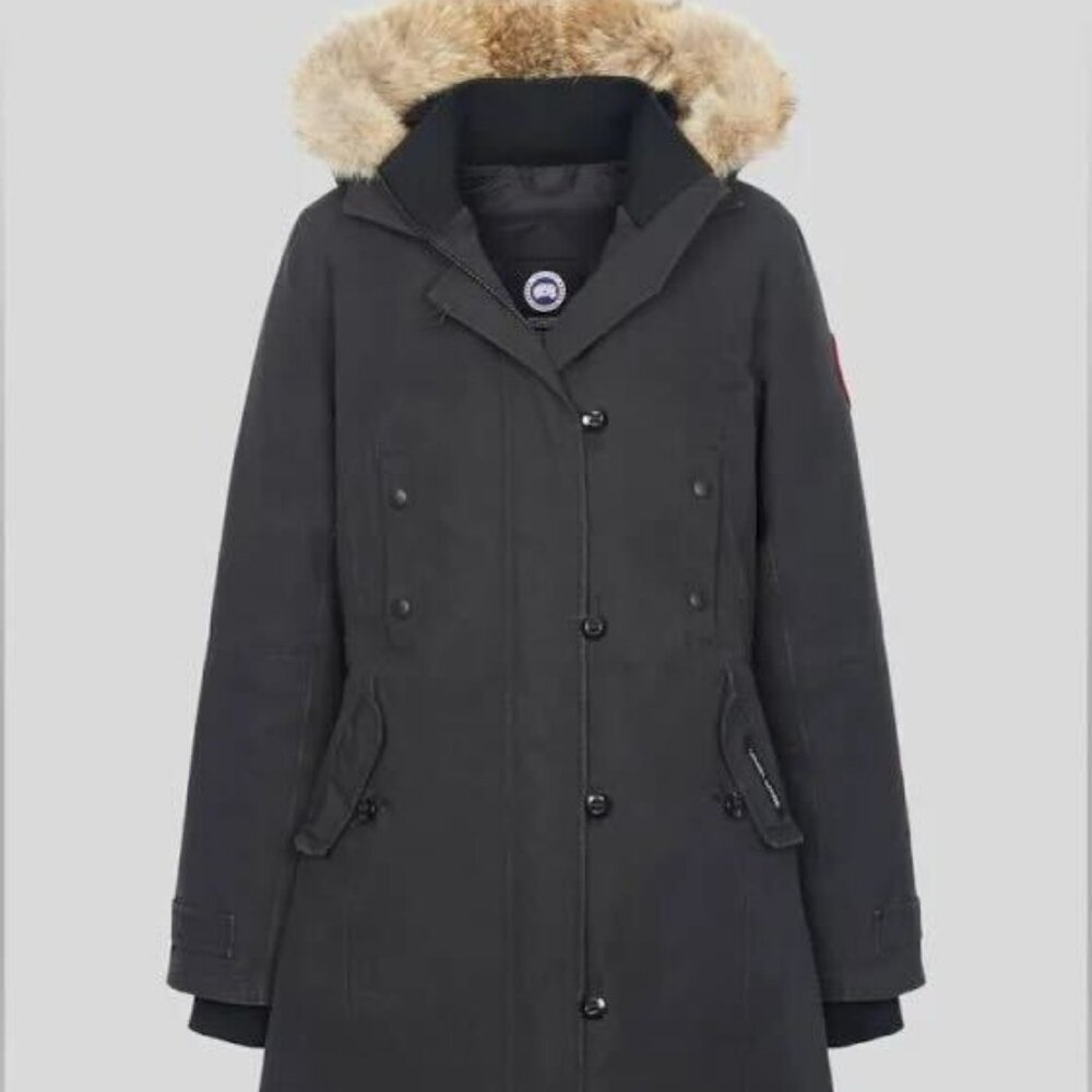Canada Goose Kensington Down Parka in black size Small.